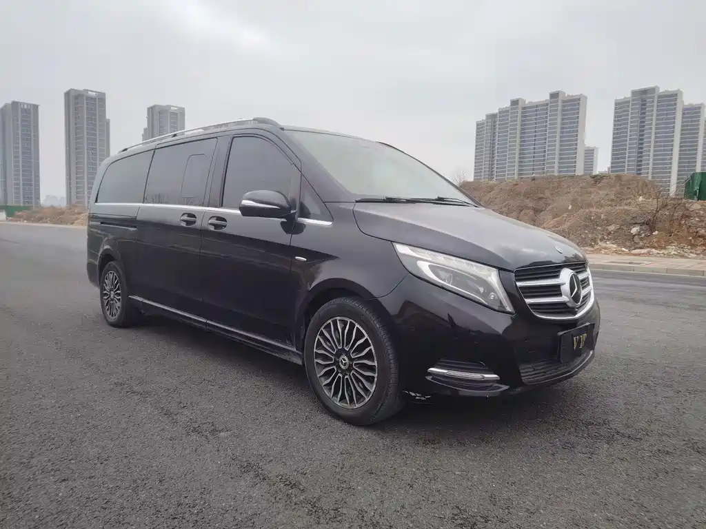 MERCEDES-BENZ V CLASS