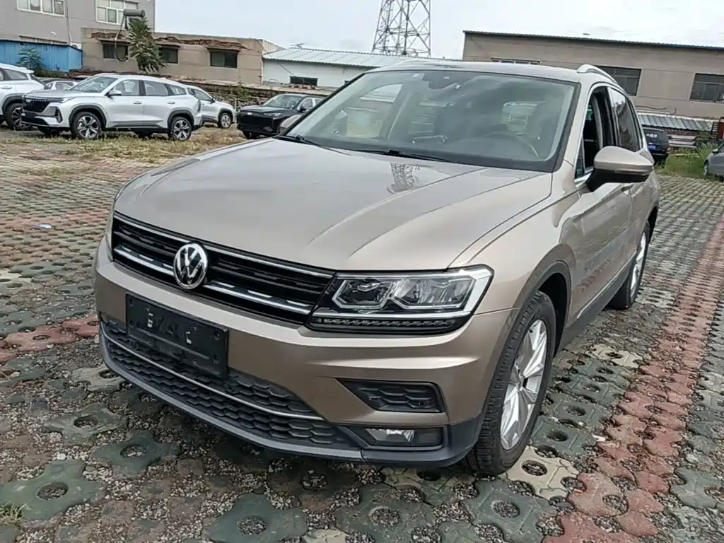 Volkswagen Tiguan — миниатюра 2
