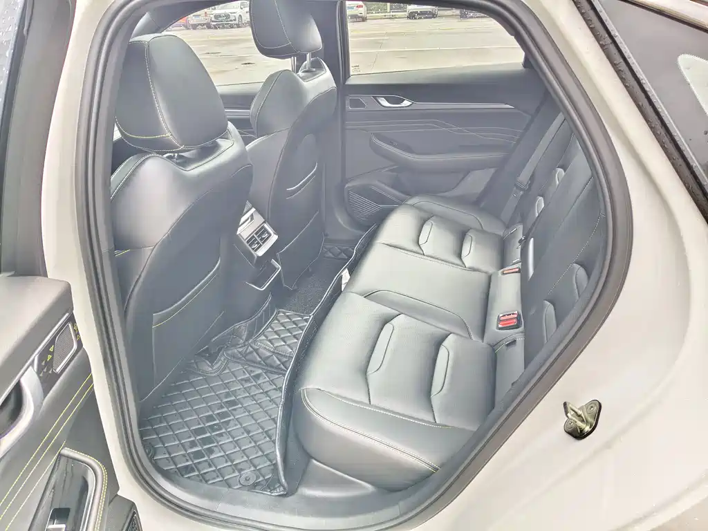 GEELY AUTOMOBILE XINGRUI