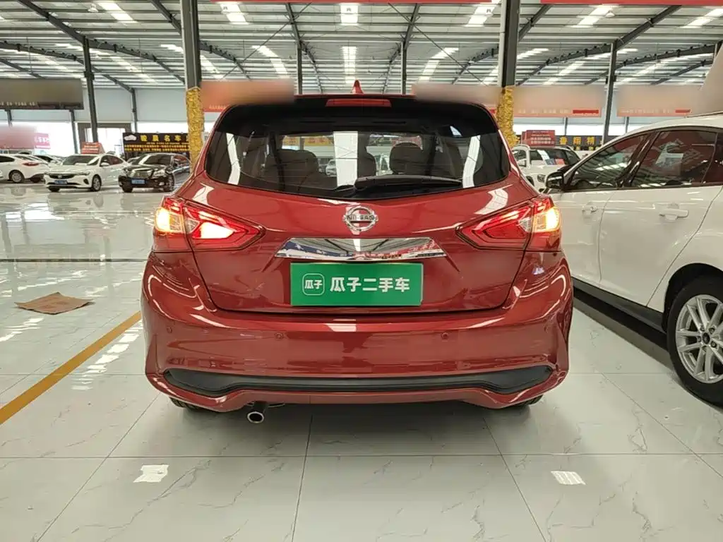 Nissan Tiida — миниатюра 6