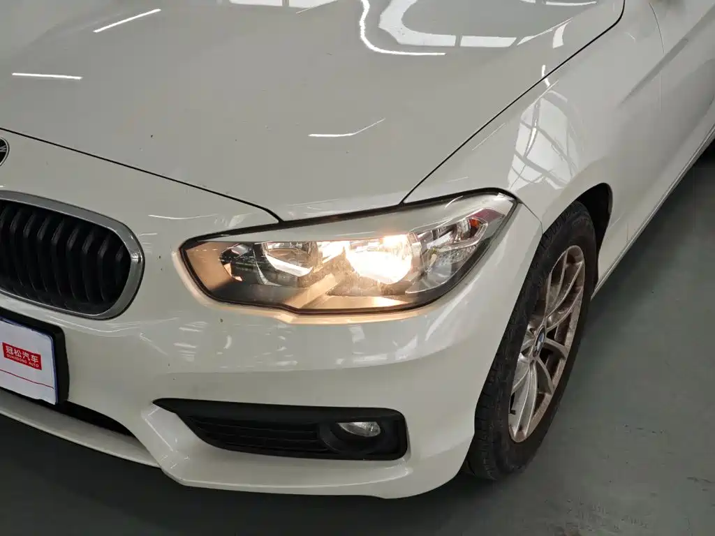 BMW 1 Series (Import) — миниатюра 16