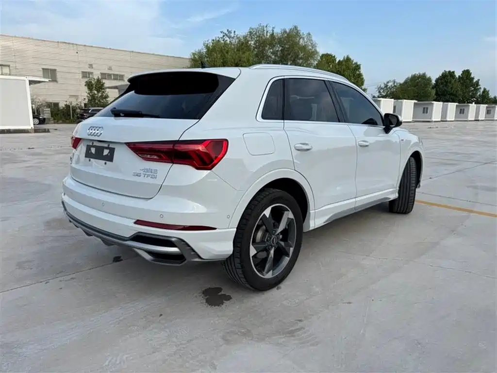 Audi Q3 2022 35 TFSI Fashion