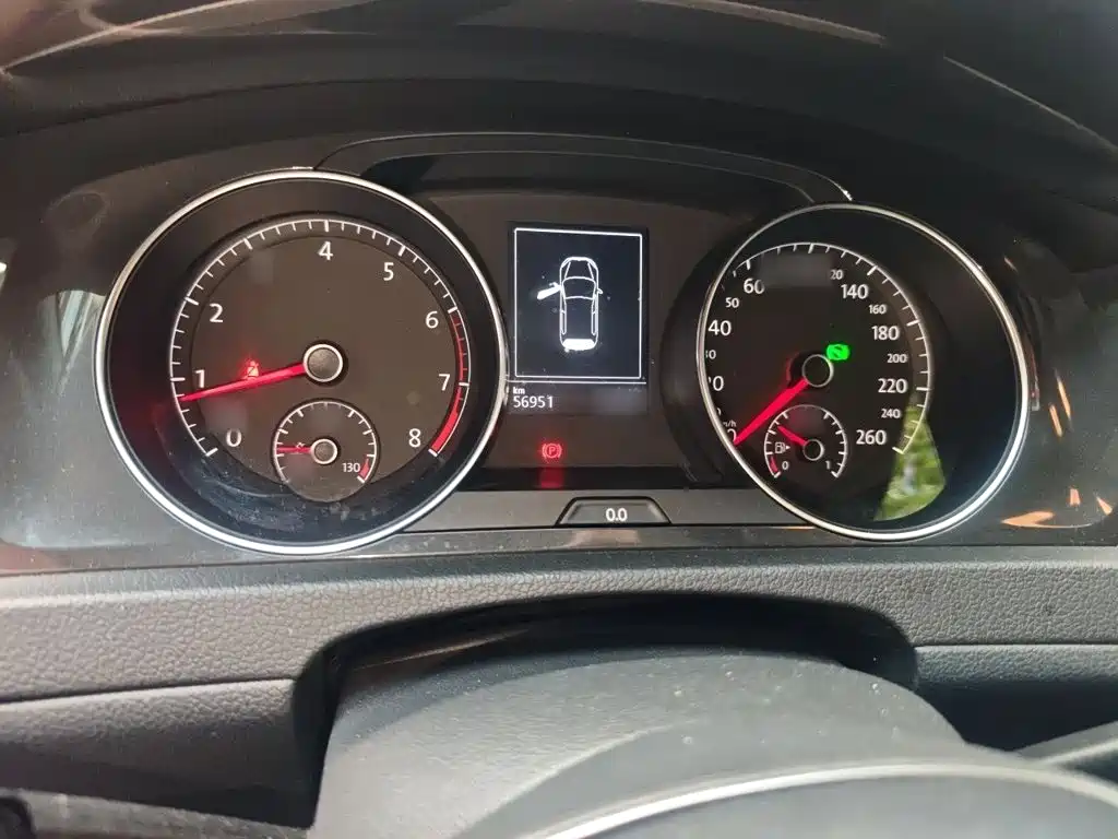 Volkswagen Golf — миниатюра 4