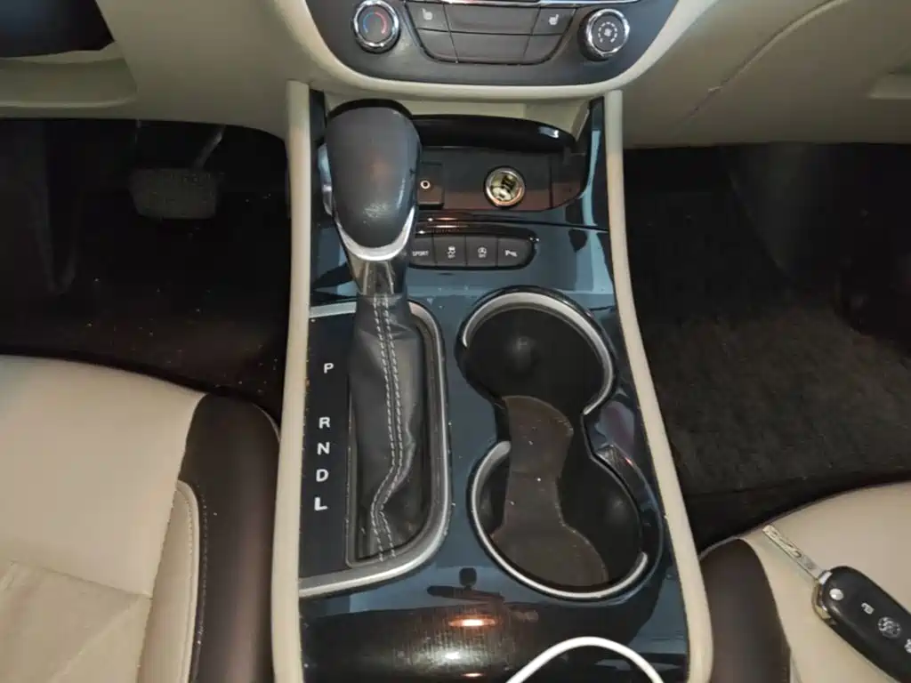Buick Verano — миниатюра 14