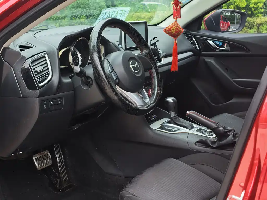 Mazda 3 Axela — миниатюра 9
