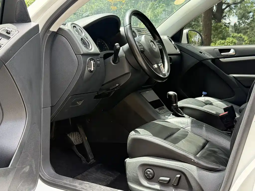 Volkswagen Tiguan — миниатюра 3