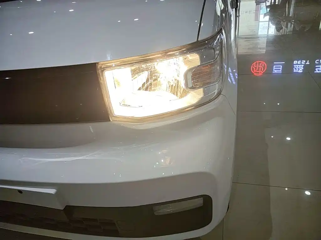 Wuling MINIEV — миниатюра 24