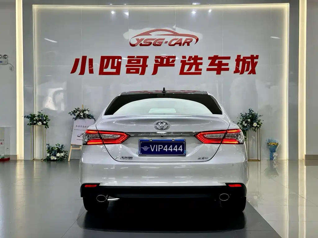 Toyota Camry — миниатюра 6