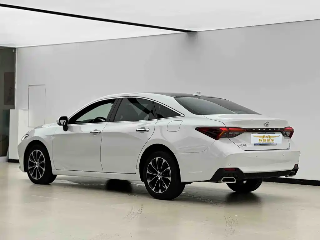 Toyota Avalon 2022 2.0L Luxury