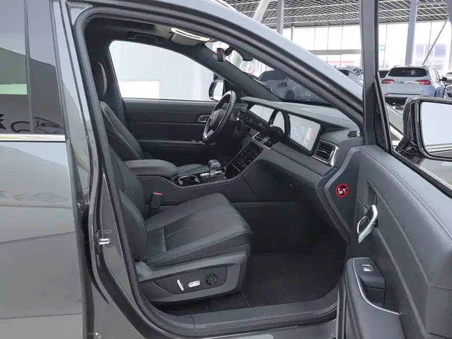 Li Auto Li ONE — миниатюра 8