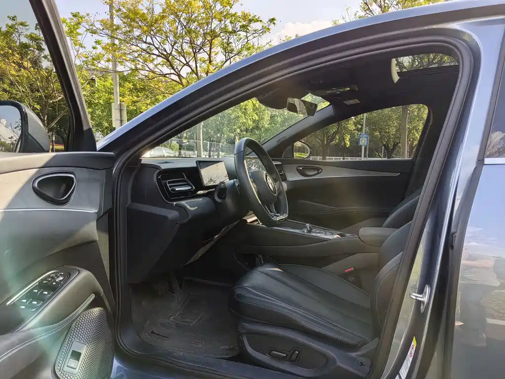 BYD Seal 06 — миниатюра 11