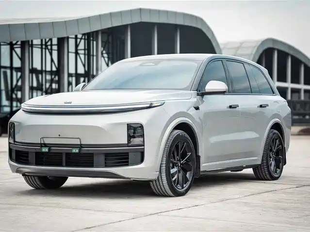 IDEAL CAR IDEAL L8 2023