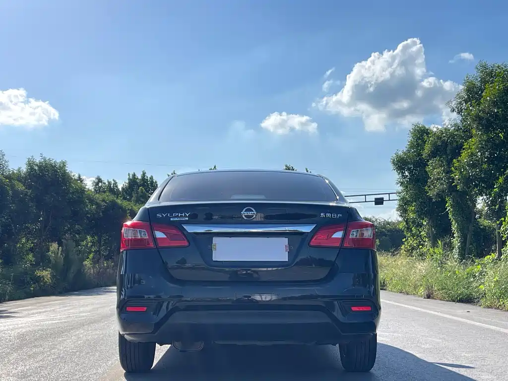 Nissan Sylphy — миниатюра 4