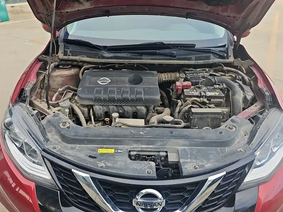 Nissan Tiida — миниатюра 10