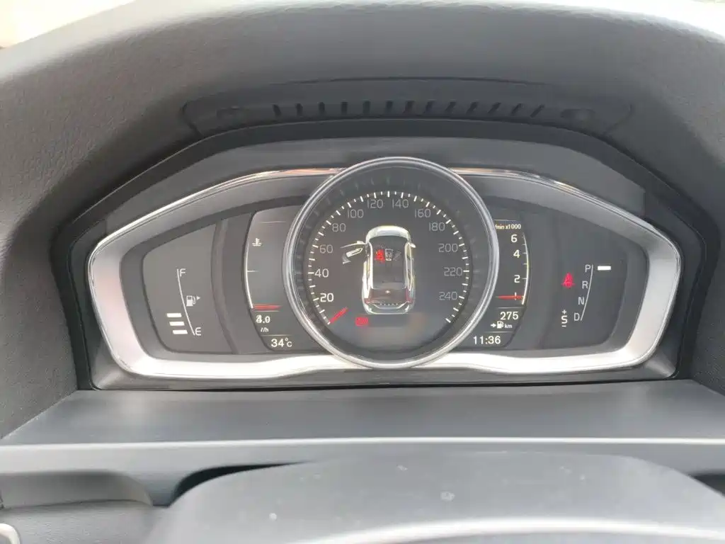 Volvo V60 — миниатюра 4