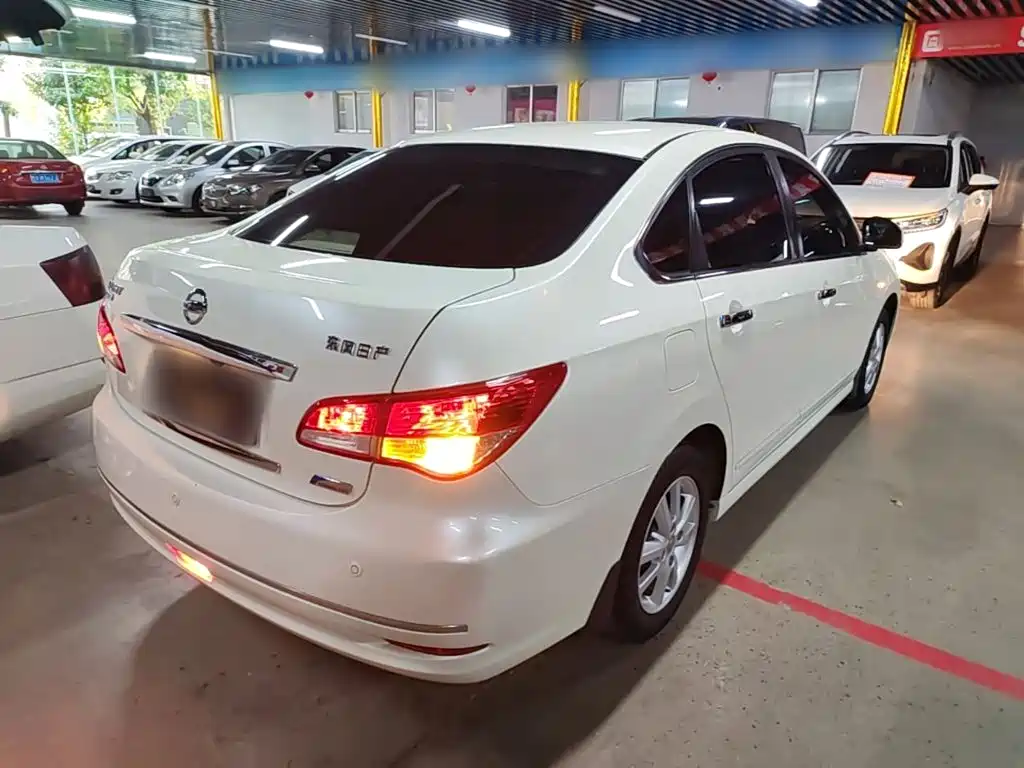 Nissan Sylphy — миниатюра 7