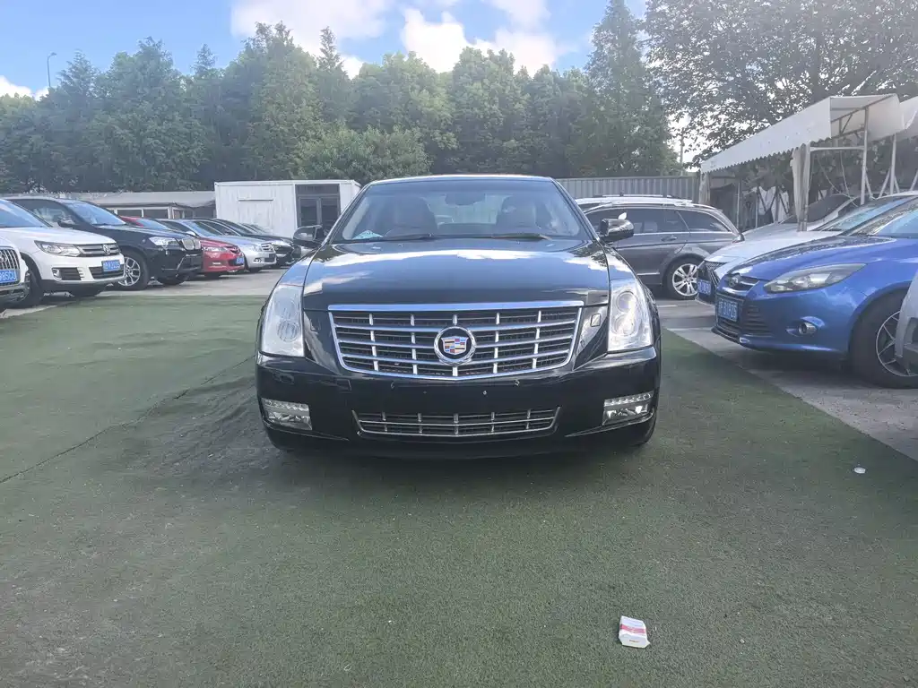 Cadillac SLS — миниатюра 2