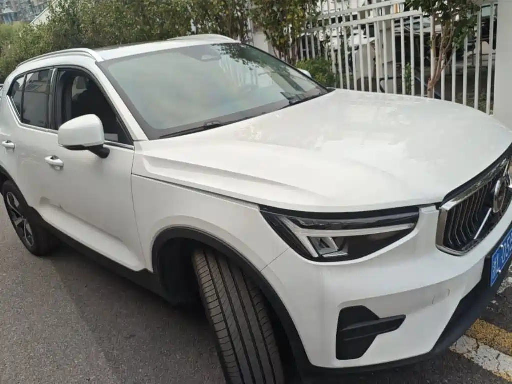 Volvo XC40 — миниатюра 7