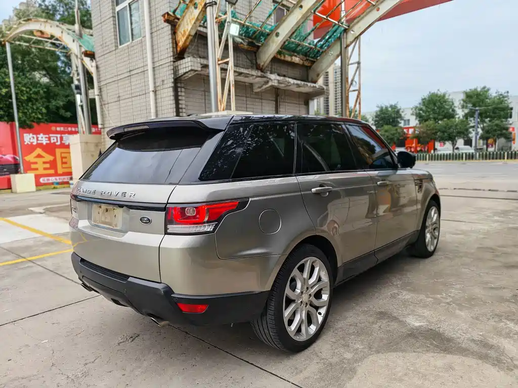 Land Rover Sport — миниатюра 5