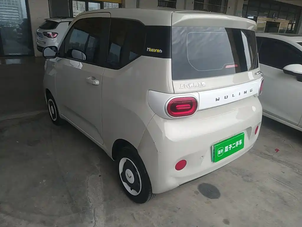 Wuling MINIEV — миниатюра 5