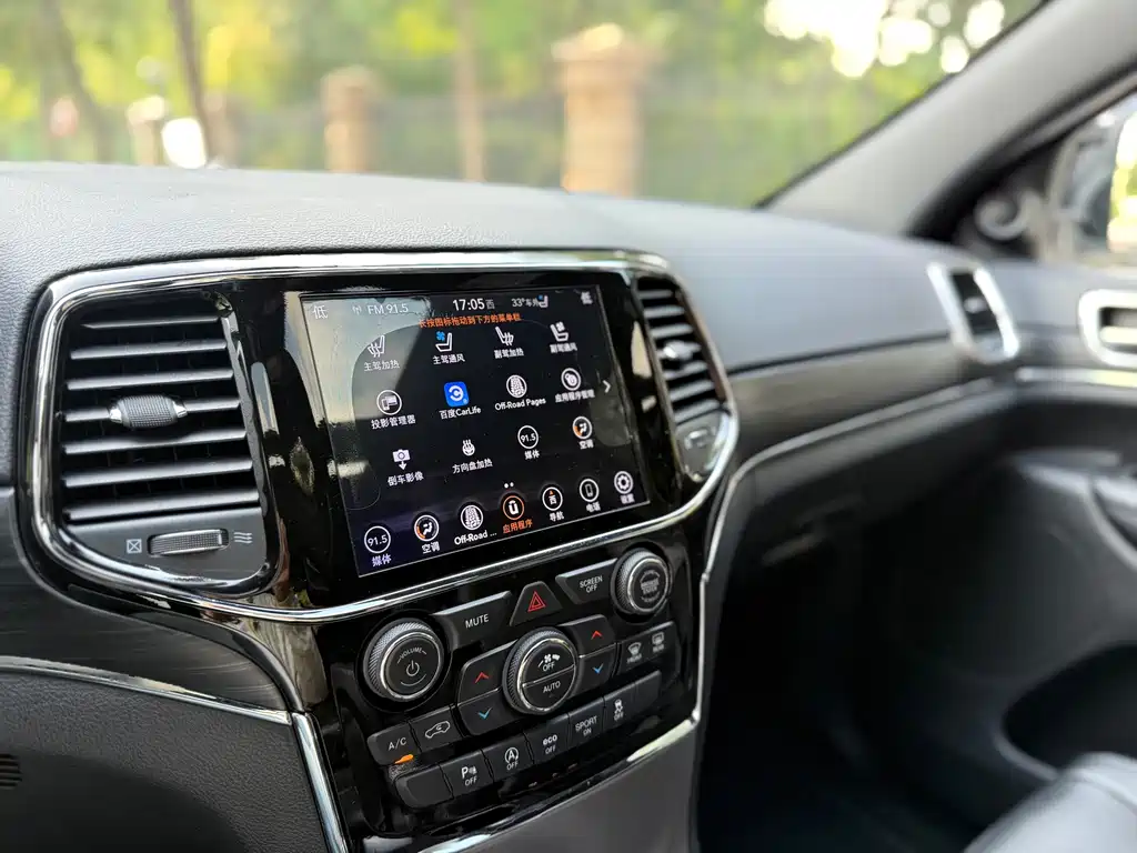 Jeep Grand Cherokee (Import) 3.0L Elite Navigation Edition, фото 14