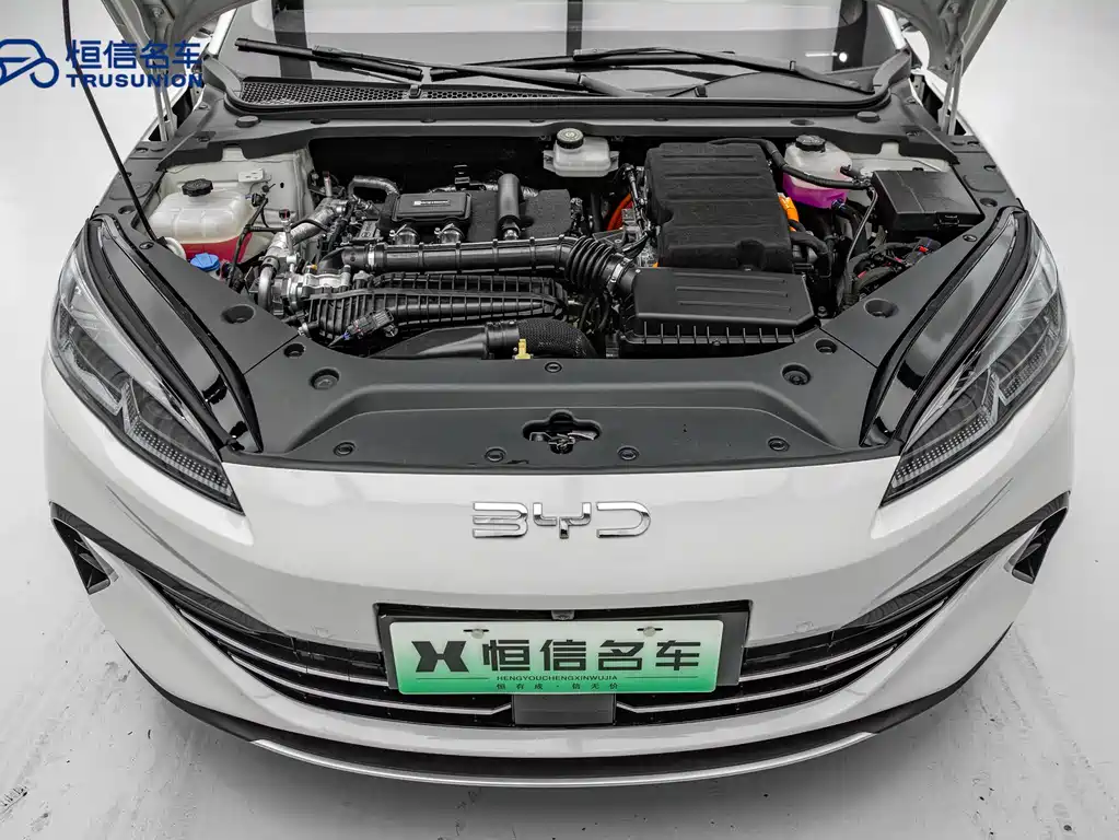 BYD SEAL 06 DM I TRAVEL EDITION