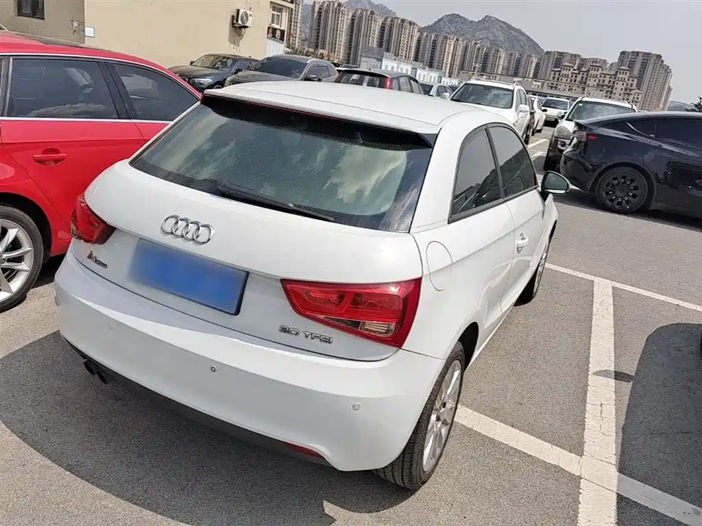 Audi A1 2014 30 TFSI Fashion