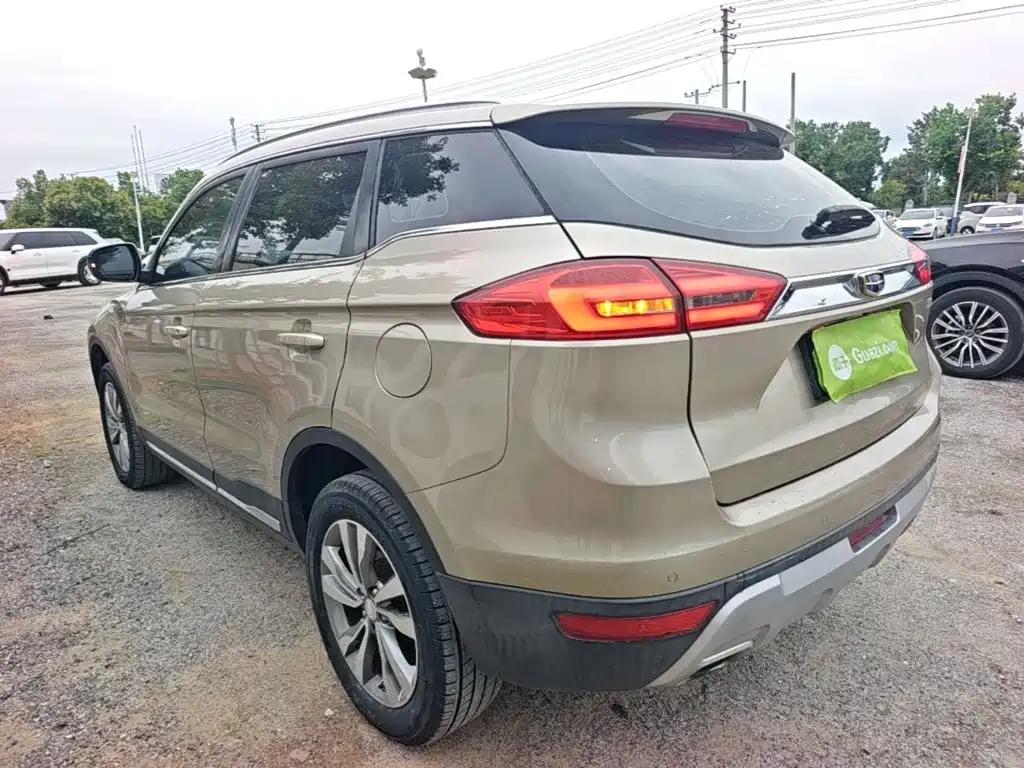 Geely Boyue — миниатюра 5