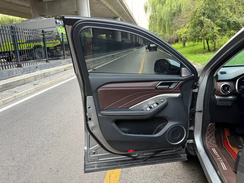 Wey Wey VV6 — миниатюра 13