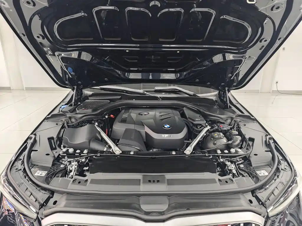 BMW 5 Series 5 2025 530Li Lead M Sport