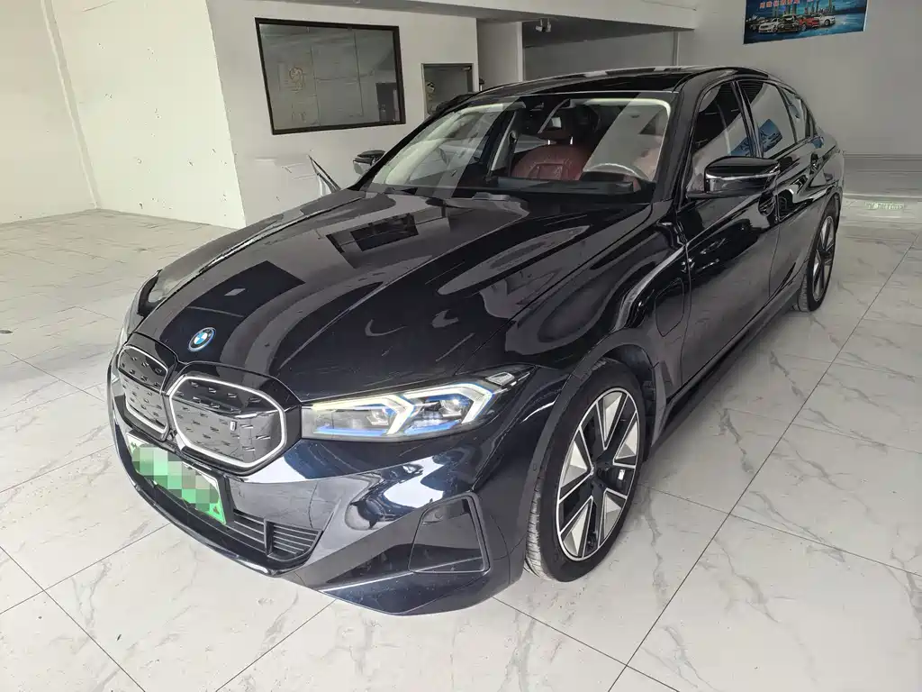 BMW i3 2023 eDrive 40 L Sport