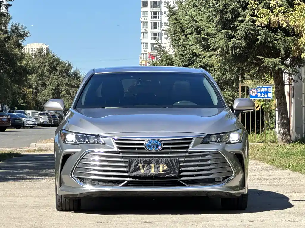 Toyota Avalon — миниатюра 2