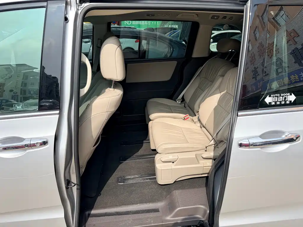 Honda Odyssey 2015 2.4L Luxury