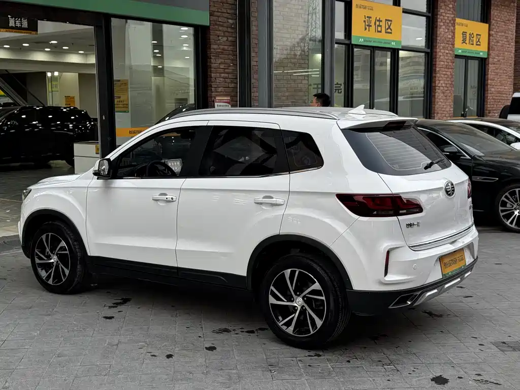 Bestune X40 2019 1.6L AT Luxury VI