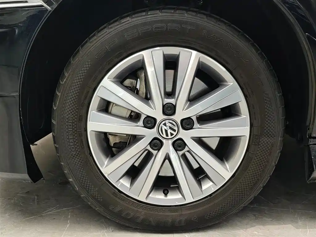 Volkswagen Caravelle 2019 2.0TSI Comfort 7 мест