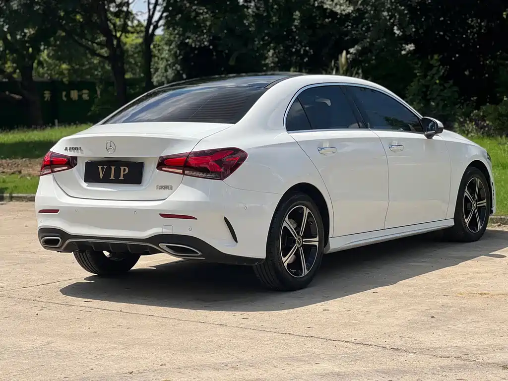 Mercedes-Benz A-Class — миниатюра 9