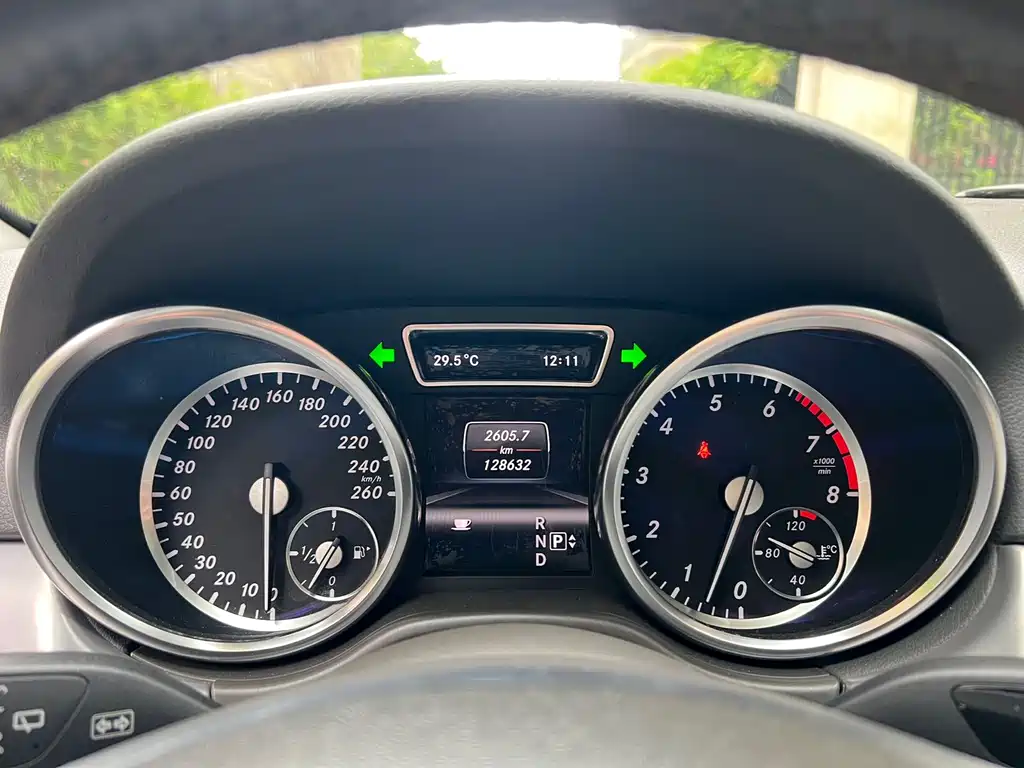 Mercedes-Benz M 2012 ML 300