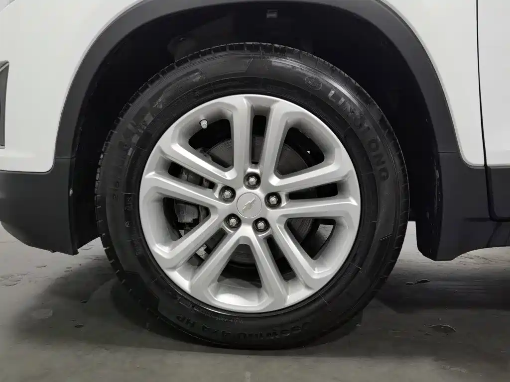 Chevrolet Trax — миниатюра 17