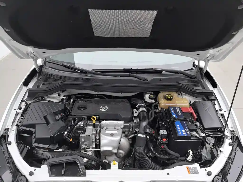 Buick Excelle — миниатюра 6