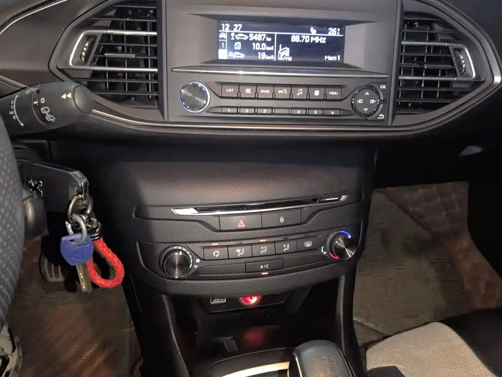 Peugeot 308S — миниатюра 9