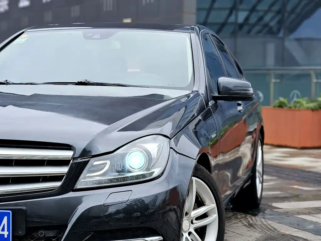 Mercedes-Benz C-Class — миниатюра 21