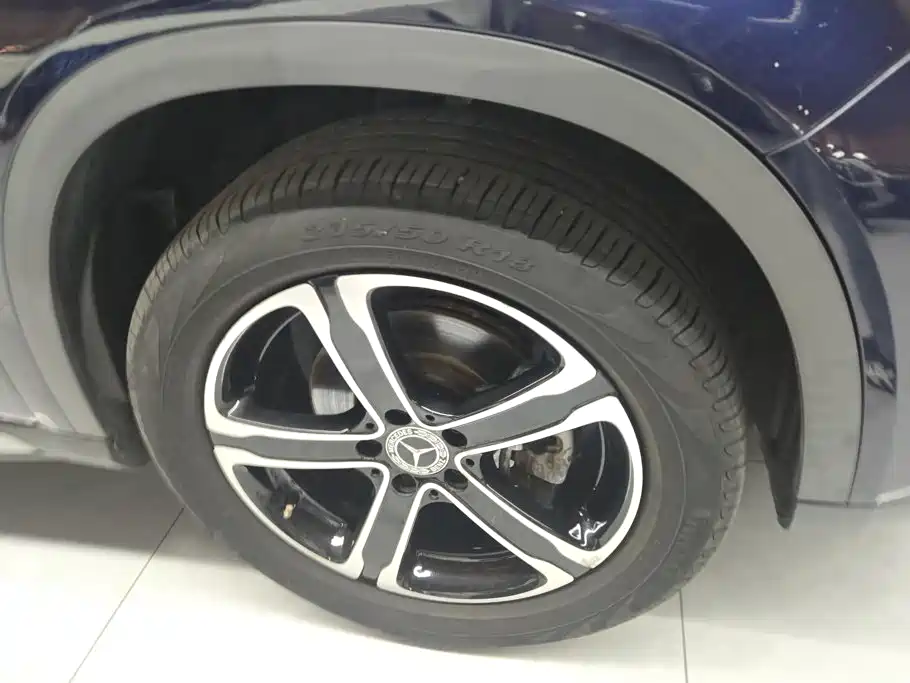 Mercedes-Benz GLA — миниатюра 6