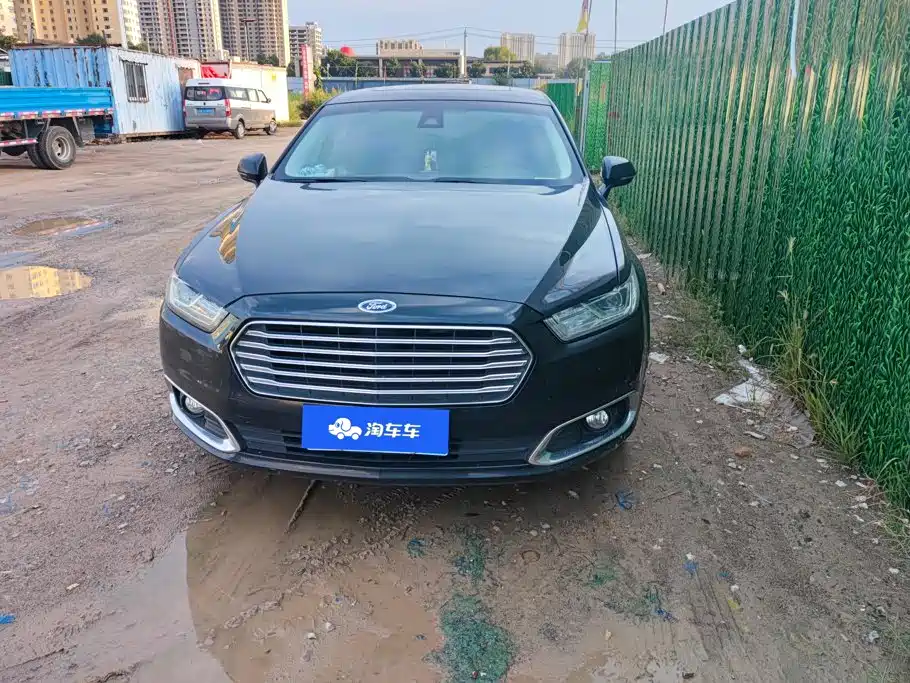 Ford Taurus — миниатюра 2