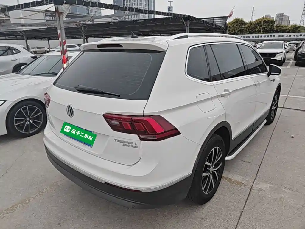 Volkswagen Tiguan L — миниатюра 7