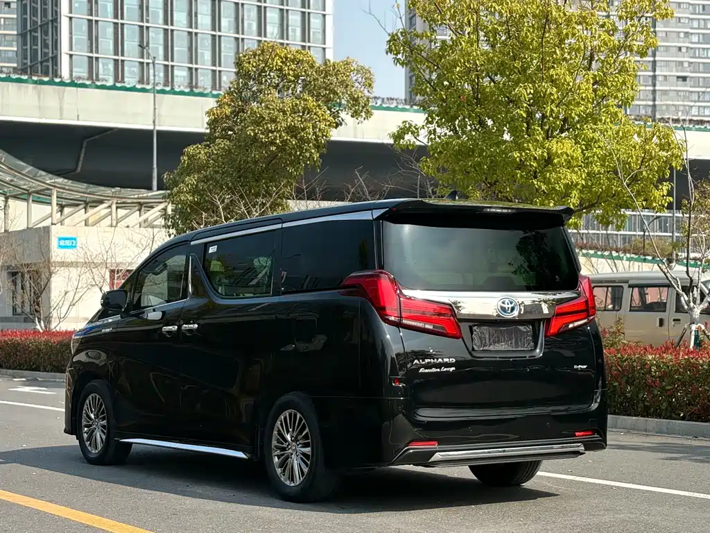 Toyota Alphard 2021 2.5L Premium