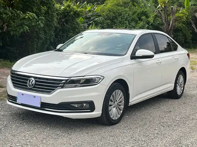 VOLKSWAGEN LAVIDA 2019