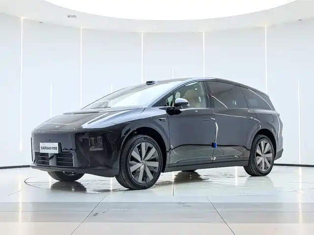 Li Auto IDEAL I8 2025