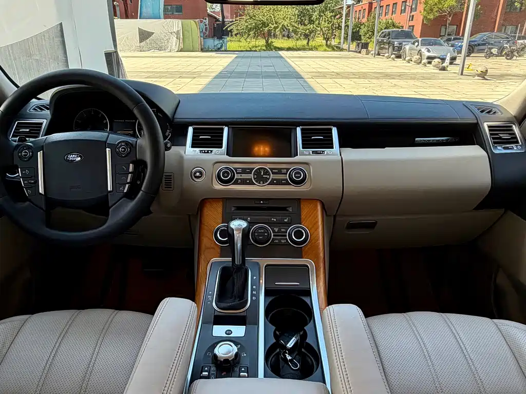 Land Rover Sport — миниатюра 9
