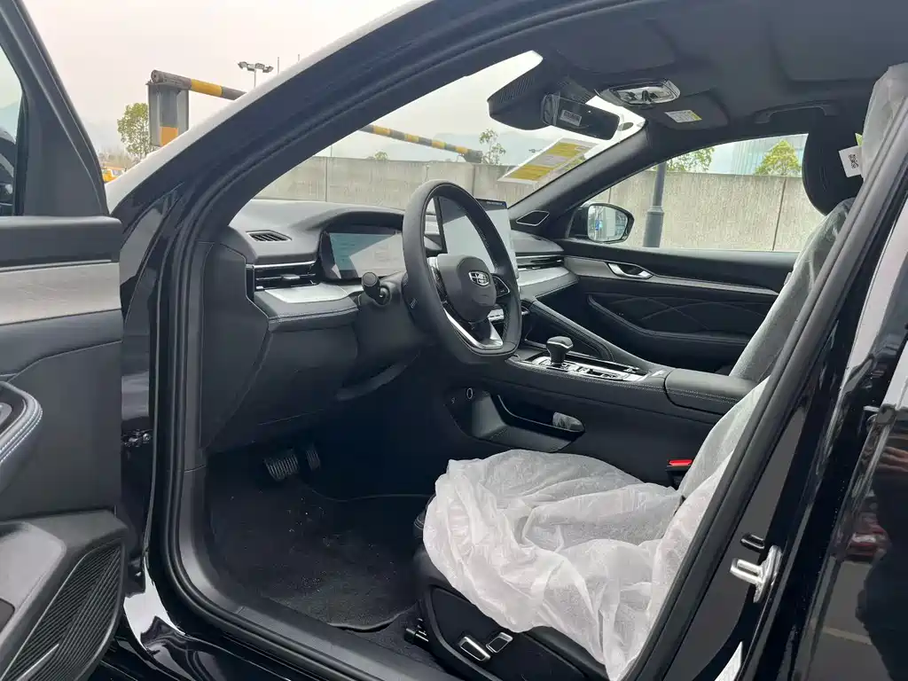 GEELY AUTOMOBILE XINGRUI