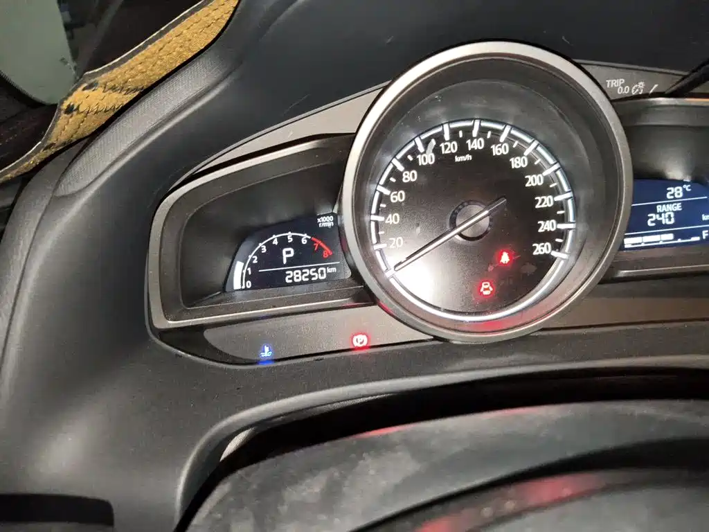 Mazda CX-4 — миниатюра 9